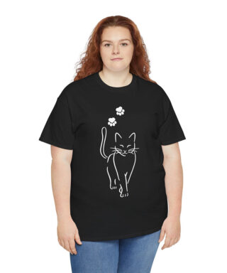 black cat t-shirt black color with model